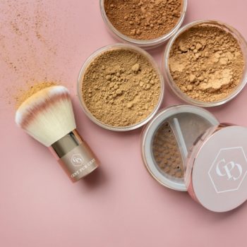 Loose mineral foundation