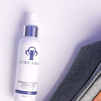 Blueberry en white tea hydrating mist